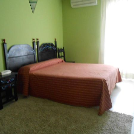 Hostal Burgos Torrecaballeros Dış mekan fotoğraf