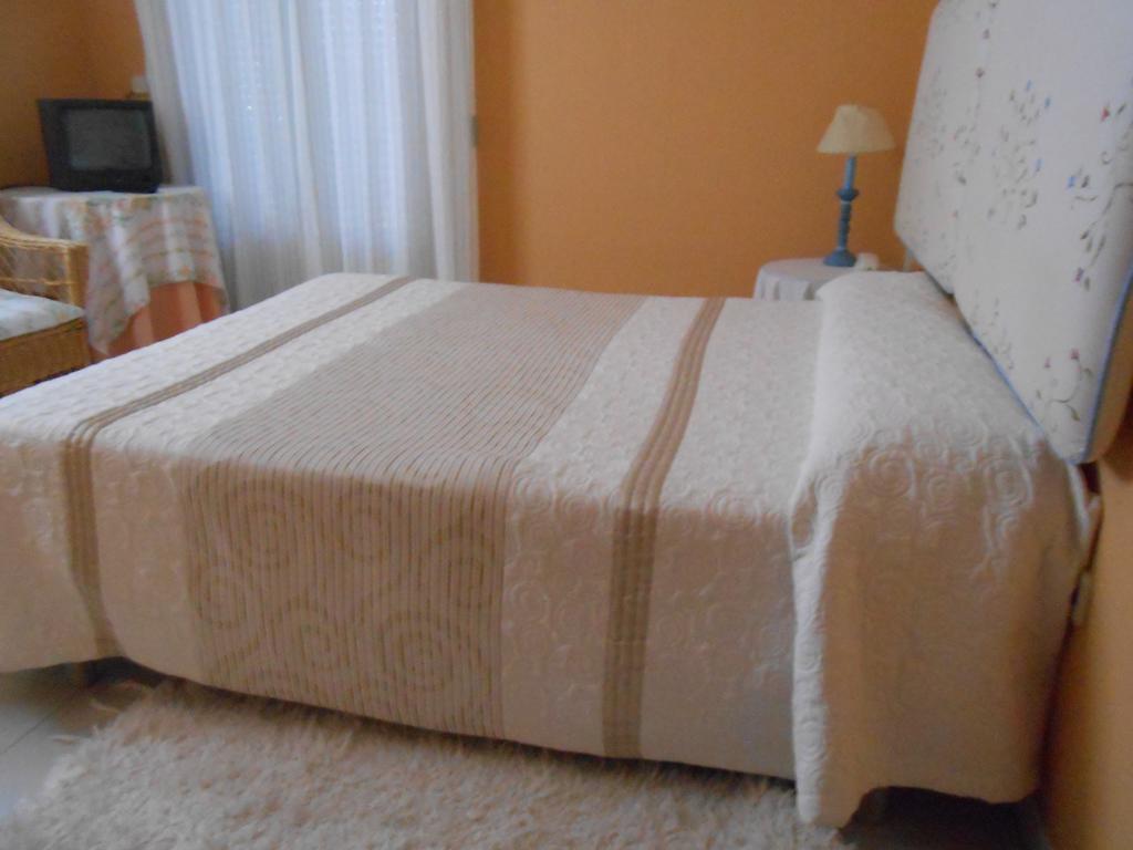Hostal Burgos Torrecaballeros Dış mekan fotoğraf